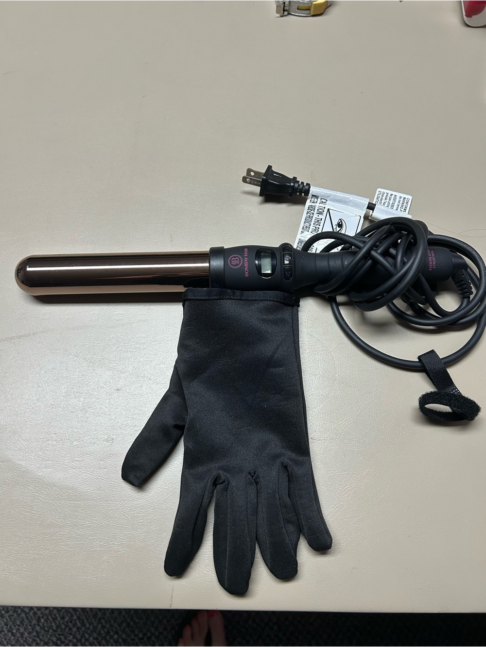 Bombay Rose Gold Curling Wand with Black Heat Glove